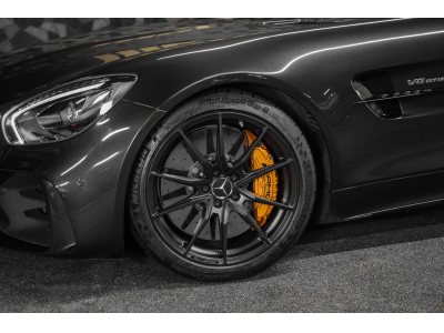 Mercedes-Benz AMG GT R Coupé V8 Bi-Turbo - MAGNETITE BLACK