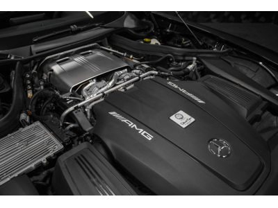 Mercedes-Benz AMG GT R Coupé V8 Bi-Turbo - MAGNETITE BLACK