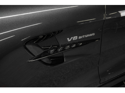 Mercedes-Benz AMG GT R Coupé V8 Bi-Turbo - MAGNETITE BLACK