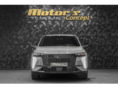 DS Automobiles DS7 E-TENSE 4X4 PERFORMANCE LINE+