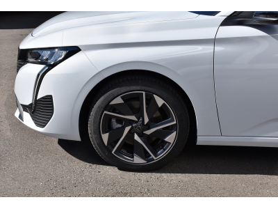 Peugeot 308 1.5 BlueHDI Allure EAT8