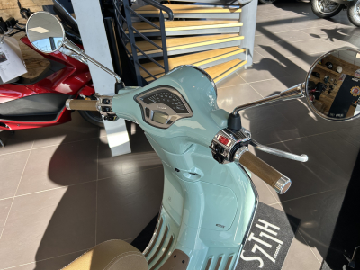 Vespa Primavera 125 