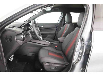 Alfa Romeo Junior 1.2 145 AT Ibrid Speciale Sprint