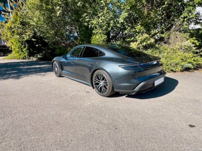 Porsche Taycan 4 S
