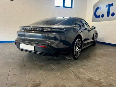 Porsche Taycan 4 S