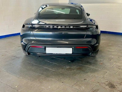 Porsche Taycan 4 S