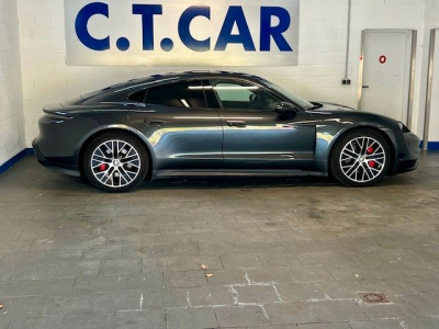 Porsche Taycan 4 S