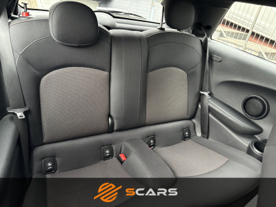 MINI Cooper 1.5 136cv Automat. Carbon Black Color Line