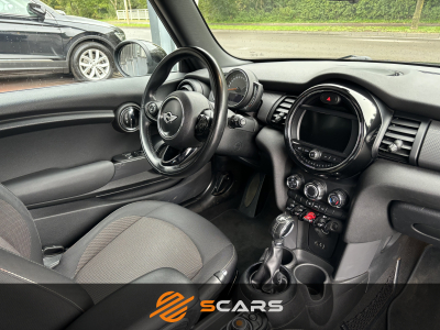 MINI Cooper 1.5 136cv Automat. Carbon Black Color Line