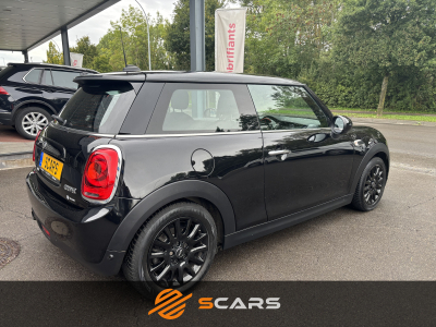 MINI Cooper 1.5 136cv Automat. Carbon Black Color Line