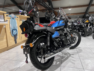 Royal Enfield Meteor 350 Super Nova