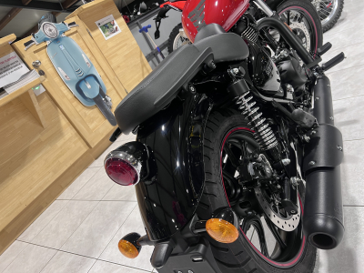 Royal Enfield Meteor 350 FIREBALL RED