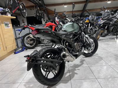 Voge 300ac 