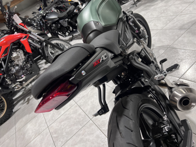 Voge 300ac 