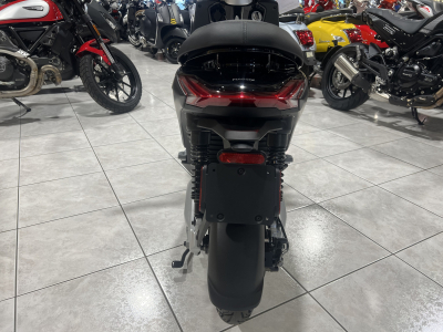 Piaggio 1 PLUS autonomie 68 km en mode WMTC et 100 km en mode ECO B 45km/h