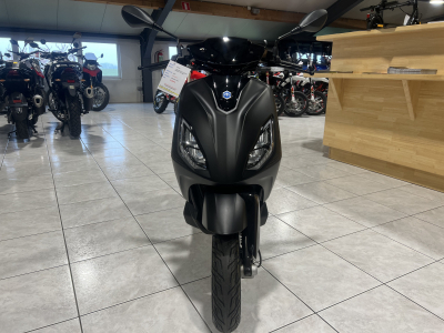 Piaggio 1 PLUS autonomie 68 km en mode WMTC et 100 km en mode ECO B 45km/h