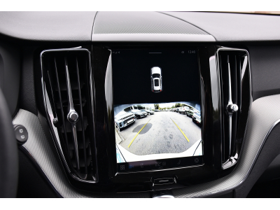 Volvo XC60 2.0 B5 MHEV AWD Plus Dark