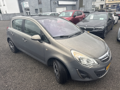 Opel Corsa 1.4 100CV AUTO