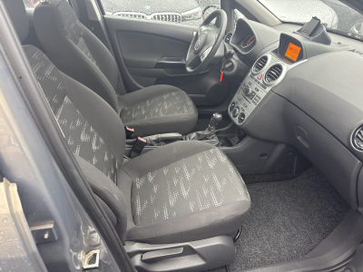 Opel Corsa 1.4 100CV AUTO