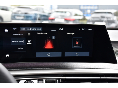 Peugeot 5008 GT Hybrid 145 e-DSC6