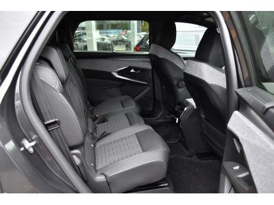 Peugeot 5008 GT Hybrid 145 e-DSC6