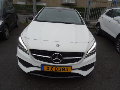 Mercedes-Benz CLA 200 Shooting Brake AMG-LINE