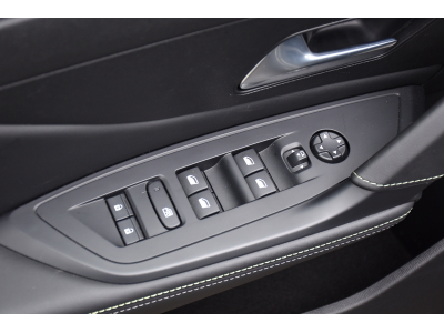 Peugeot 408 1.2 PureTech GT EAT8