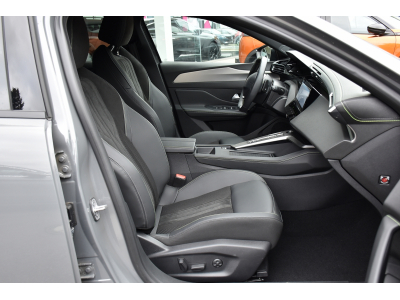 Peugeot 408 1.2 PureTech GT EAT8