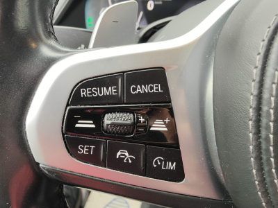 BMW X5 3.0l PACK M PLUG-IN XDRIVE 45E CARPLAY GPS CAMERA CUIR