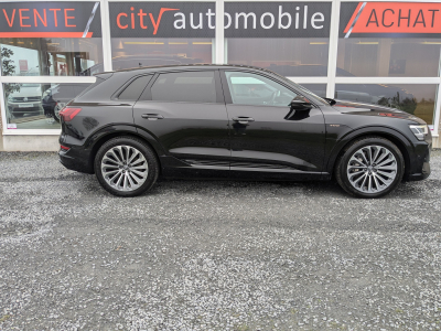 Audi e-tron 71 kWh 50 Quattro S line - autonomie 320 kms