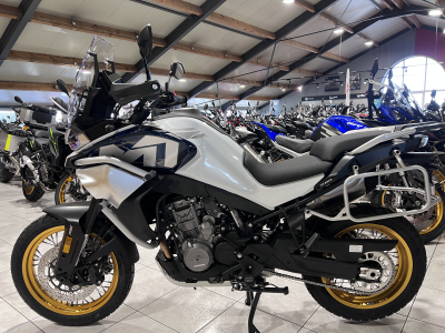 CF Moto 800 MT EXPLORER