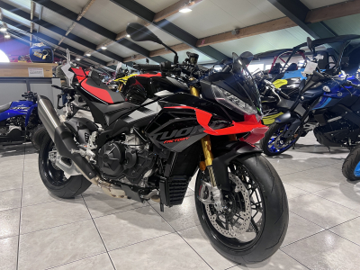 Aprilia Tuono 1100 FACTORY
