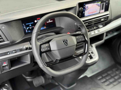 Peugeot Traveller 2.0 BlueHDI 180 AT8 Kombi L3
