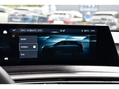 Peugeot 5008 GT Hybrid 145 e-DSC6