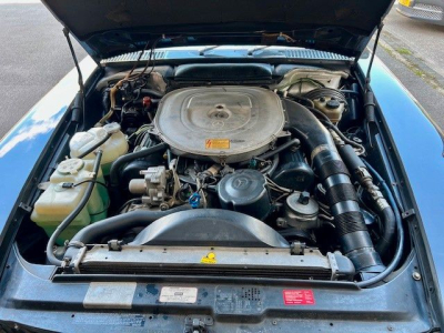 Mercedes-Benz SL 560 CABRIOLET