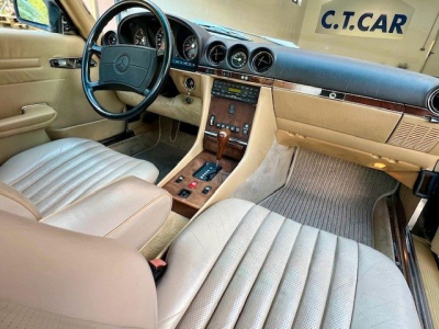 Mercedes-Benz SL 560 CABRIOLET