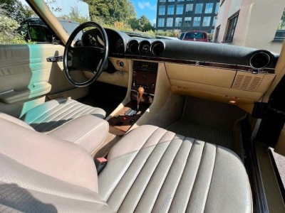 Mercedes-Benz SL 560 CABRIOLET