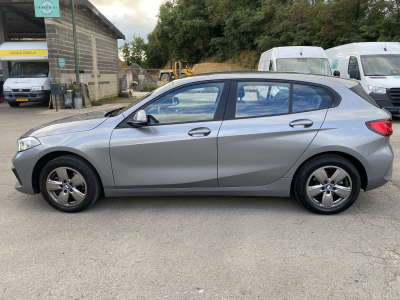 BMW 118 118i A 136cv 2xPDC Apple Carplay LED