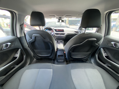BMW 118 118i A 136cv 2xPDC Apple Carplay LED