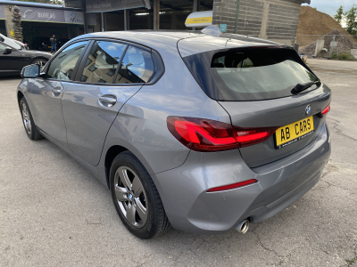 BMW 118 118i A 136cv 2xPDC Apple Carplay LED