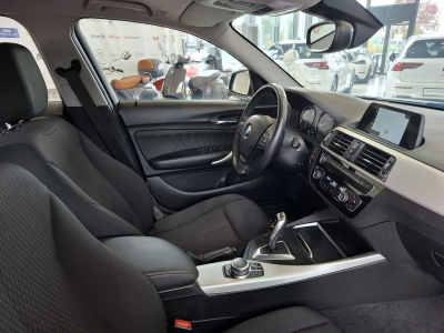 BMW 118 i FACELIFT AUTO LED NAVI