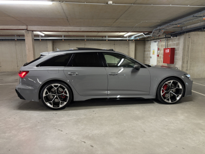 Audi RS6 RS6 PERFORMANCE 4.0 TFSI quattro/ B&O/PANO/HUP/23/ 360°
