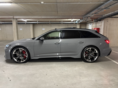 Audi RS6 RS6 PERFORMANCE 4.0 TFSI quattro/ B&O/PANO/HUP/23/ 360°