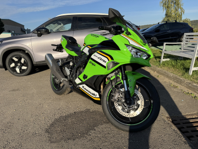 Kawasaki Ninja ZX-4RR 