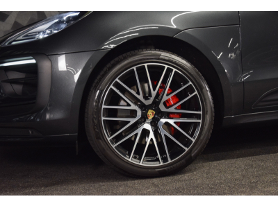 Porsche Macan III S