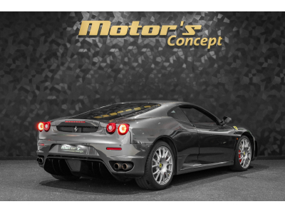 Ferrari F430 Coupé - GRIGIO SILVERSTONE / ROSSO