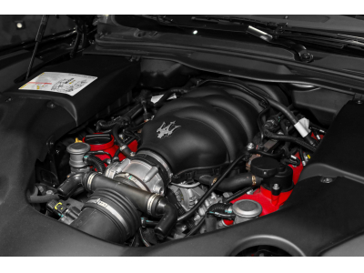 Maserati GranTurismo MC STRADALE - 502 EXEMPLAIRES