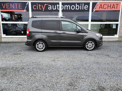 Ford Tourneo Connect 1.5 TDCI GPS CARPLAY CAMERA SIEGES CHAUFFANTS