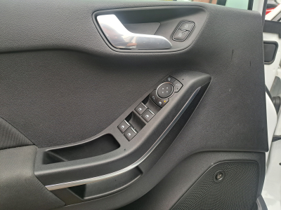 Ford Fiesta 1.0 Ecoboost 100CV ST-Line  Bang & Ol  boite auto.