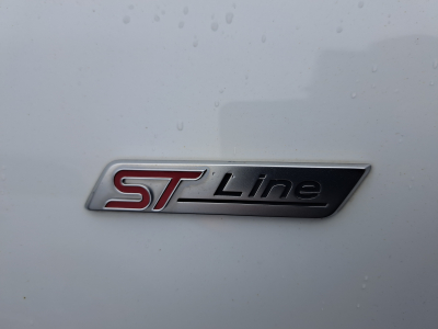 Ford Fiesta 1.0 Ecoboost 100CV ST-Line  Bang & Ol  boite auto.